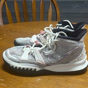 Nike Kyrie Beige and Blue Sneakers